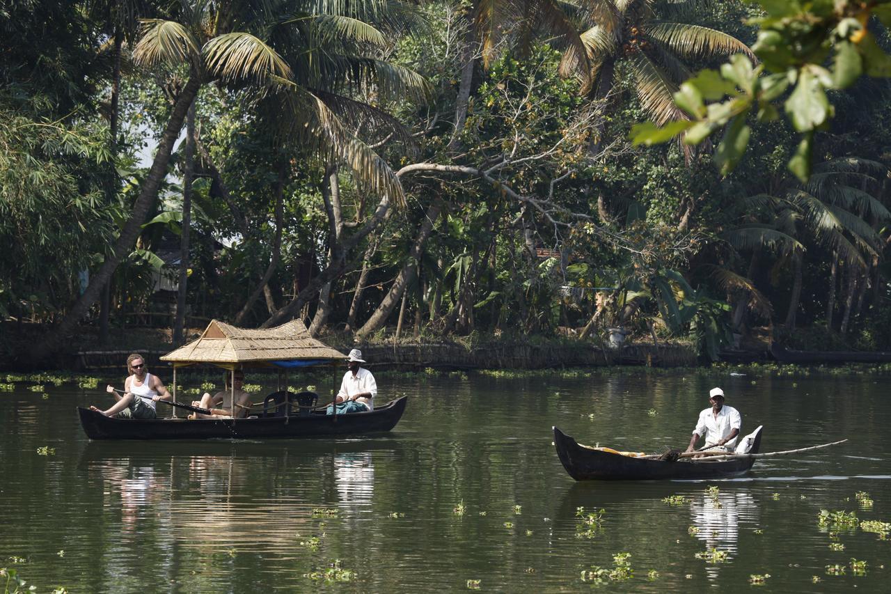 Alappuzha Marari Peterland 아파트 객실 사진