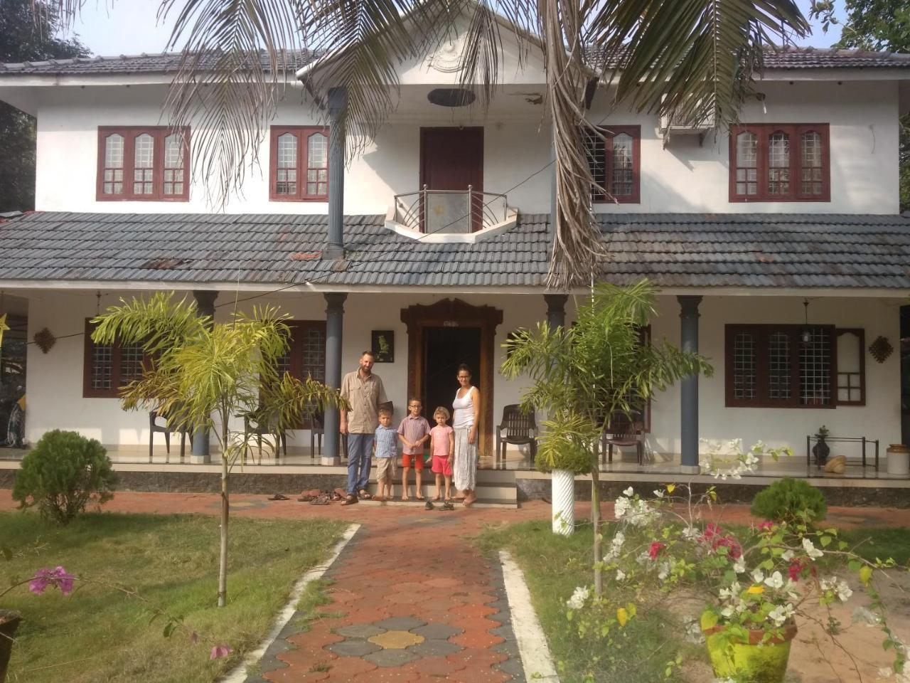 Alappuzha Marari Peterland 아파트 외부 사진
